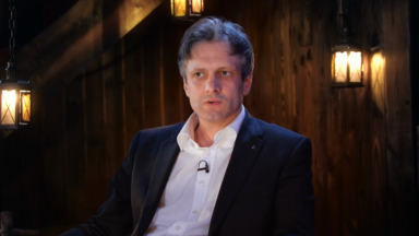 Gefährliche Strömung in Gesellschaft und Gemeinde